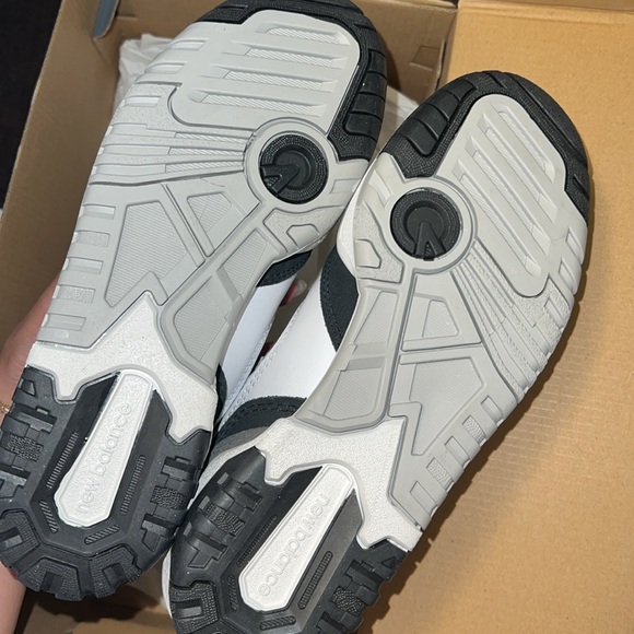 NEW BALANCE 550 - Picture 3 of 7